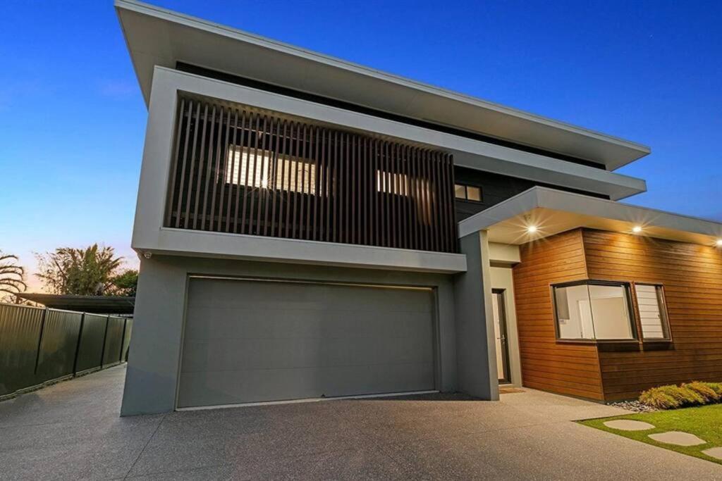 Beachside Buddina Luxury Family House 5 Bedrooms 外观 照片