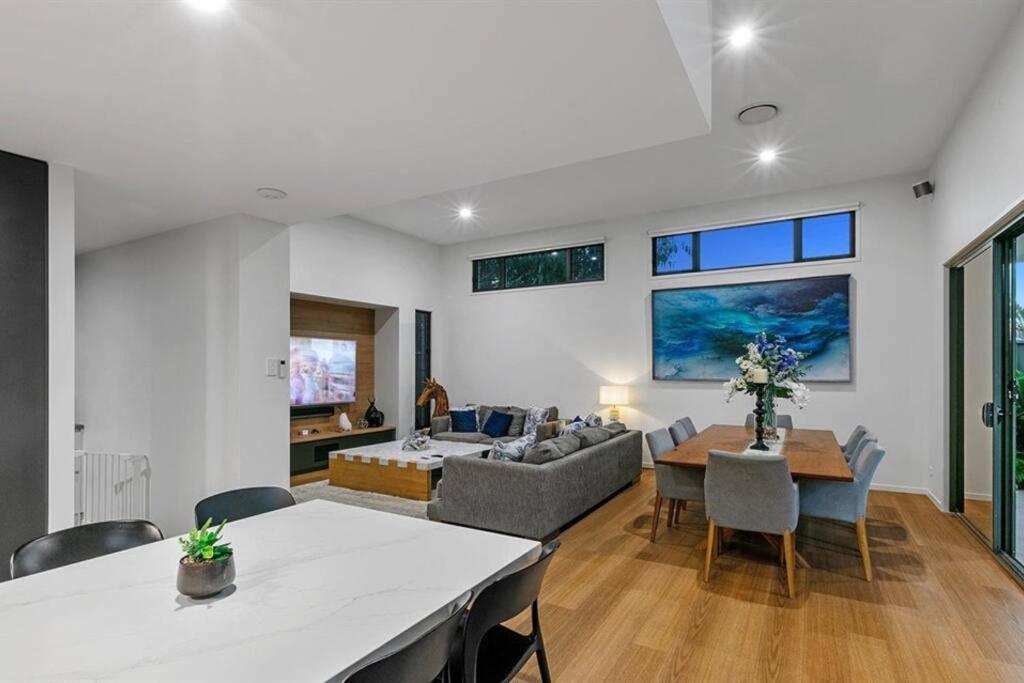 Beachside Buddina Luxury Family House 5 Bedrooms 外观 照片